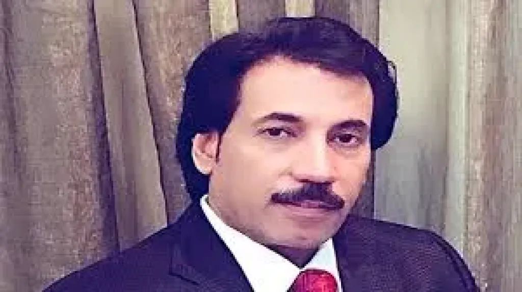 البيض يدعو النخب الجنوبية إلى رؤية واقعية وشاملة تتجاوز الماضي وتستشرف المستقبل